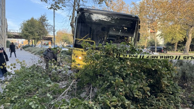 Beşiktaş’ta seyir halindeyken kalp krizi geçiren İETT şoförü hayatını kaybetti