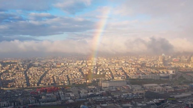 İstanbul’da gökkuşağı sürprizi