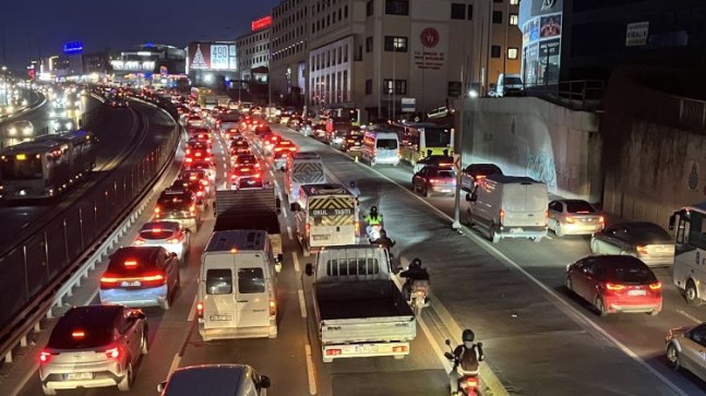 İstanbul trafiğinde yoğunluk