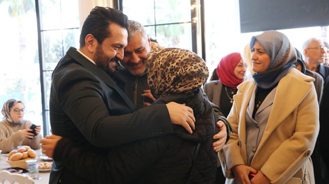 AK Parti Kartal; vefanın adıdır