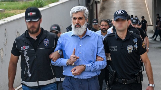 Alparslan Kuytul, eşi Semra Kuytul ve 33 örgüt üyesi tutuklandı
