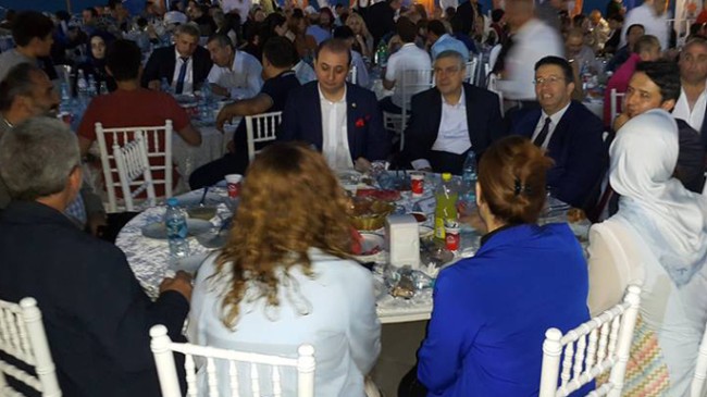 AK Kadıköy’den vefalı iftar
