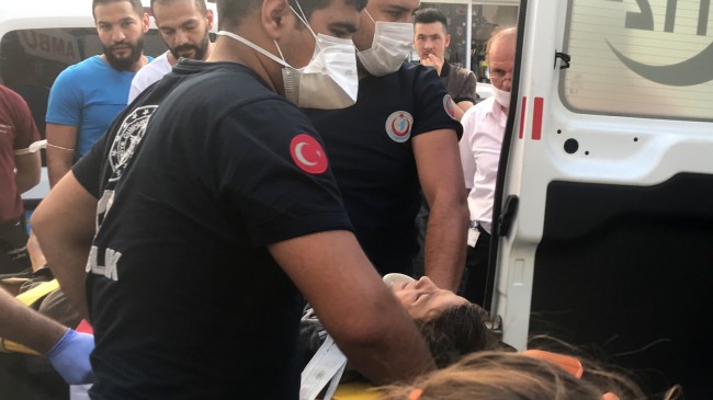 Sokak köpeğinden kaçan 9 yaşındaki çocuğa araba çarptı