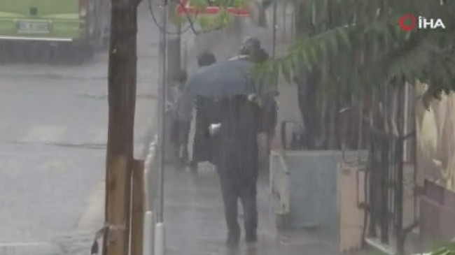 Yağmur İstanbul’da etkisini gösterdi