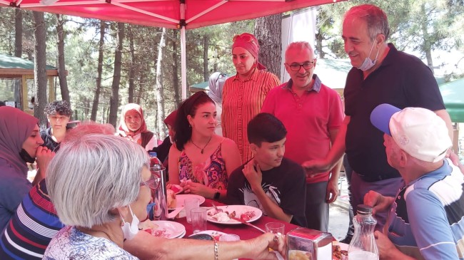Milletvekili Hulusi Şentürk, yaşlı ve çocukların pikniğine katıldı