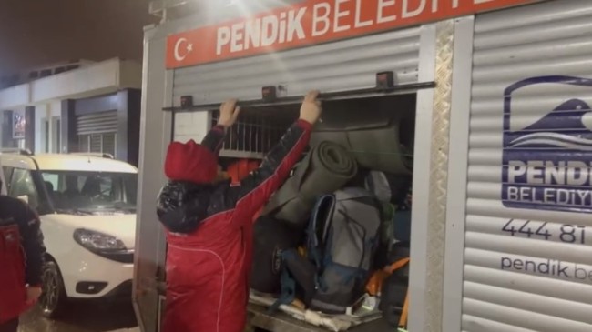 Pendik Belediyesi Arama Kurtarma ekipleri deprem bölgesine gitti