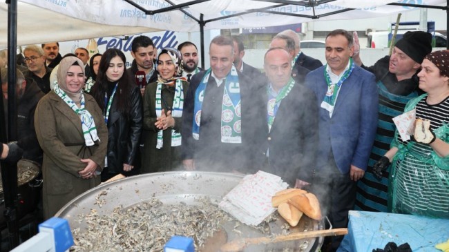 Sultangazi’de 8. Hamsi Festivali coşkusu