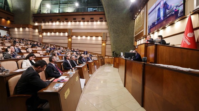 İBB toplu taşımaya yine zam yaptı