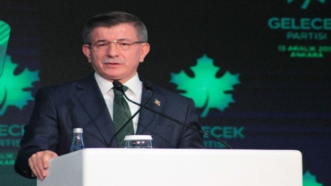Gelecek Partisi fes edildi
