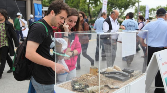 Kadıköy’de deniz atıkları sergisi yapıldı