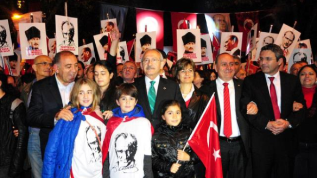 Kadıköy’de 21. Cumhuriyet yürüyüşü