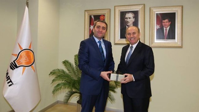 İBB Başkanı Kadir Topbaş İl Başkanı Selim Temurci’yi ziyaret etti