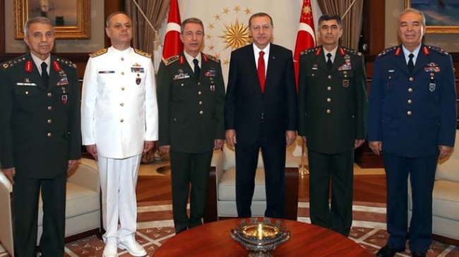 Cumhurbaşkanı Erdoğan, TSK’nın yeni kurmaylarını kabul etti