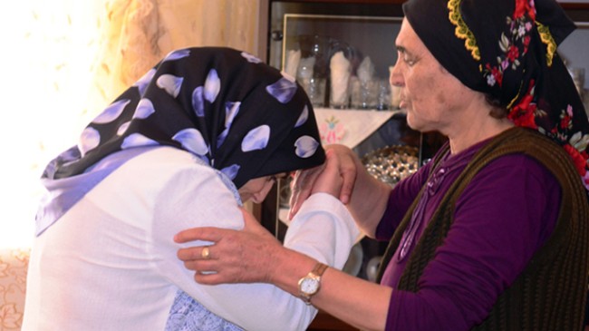 Fatma Yazıcı’dan Şehit ve Gazi Ailelerine bayram ziyareti