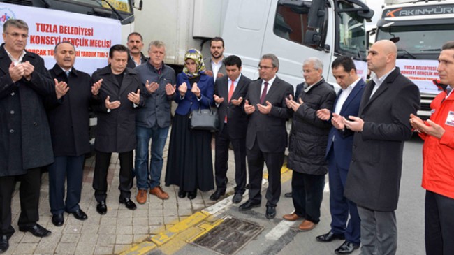 Tuzla Belediyesi’nden  Türkmenlere 3 tır dolusu yardım