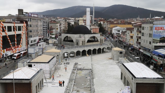 Sultanbeyli Merkez Camii tamamlanıyor