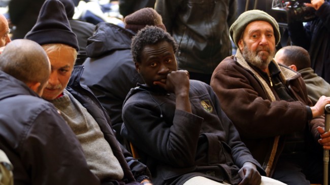 İBB, evsizlerin elinden tutuyor
