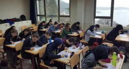 Üsküdarlı öğrencilere deneme sınavı