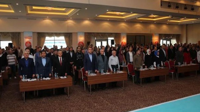 AK Parti İstanbul teşkilatı istişarede