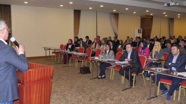 Mustafa Ataş, “AK Parti’de siyaset yapmak bir ayrıcalıktır”