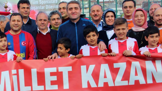 AK Parti İstanbul ilçe teşkilatlarının futbol heyecanı