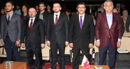 Metin Külünk, “Türkiye’nin yeni bir anayasaya ihtiyacı var”