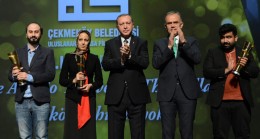 Merhamet ve Adalet Filmlerinin ödüllerini Cumhurbaşkanı Erdoğan verdi
