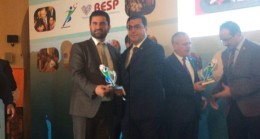 AK Parti Milletvekili Serkan Bayram’a “Engelli Dostu” ödülü