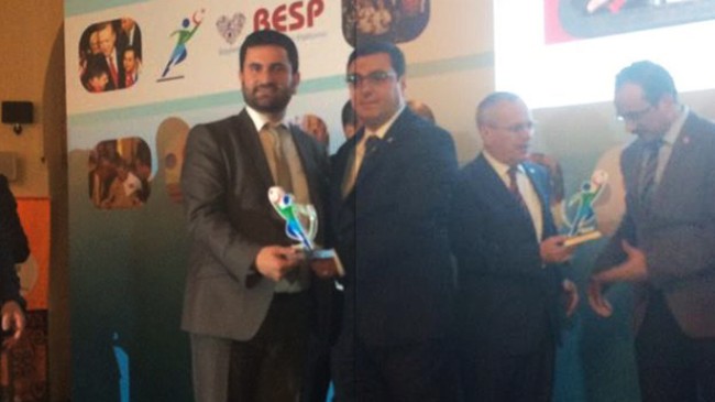 AK Parti Milletvekili Serkan Bayram’a “Engelli Dostu” ödülü