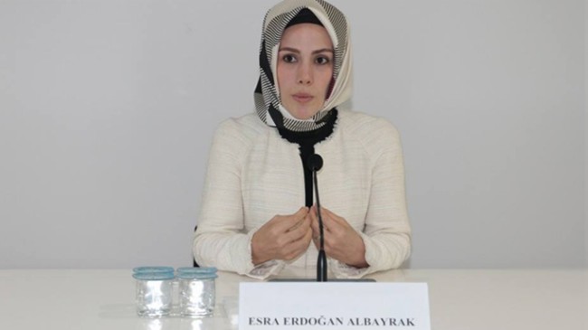 Esra Erdoğan Albayrak Akademi Nisa’da