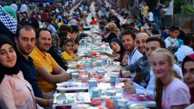 Sancaktepe’de Ramazan heyecanı sokaklara taştı