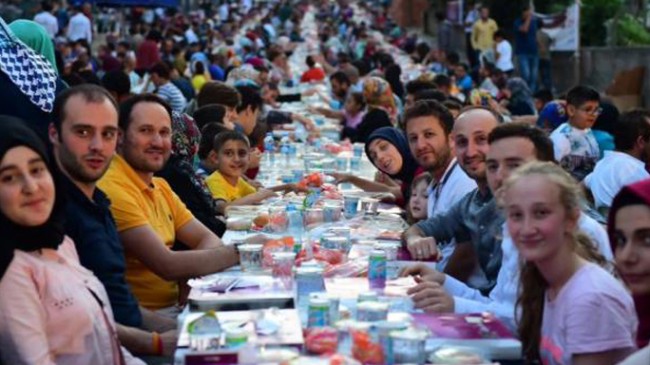 Sancaktepe’de Ramazan heyecanı sokaklara taştı