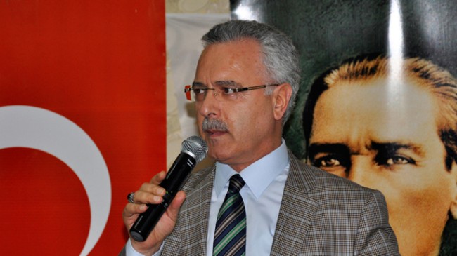 Mustafa Ataş, “Allah, bize hep başı dik siyaset yapmayı nasip etti”