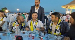 AK Parti ile Fenerbahçe taraftarı teröre karşı safları sıklaştırdı