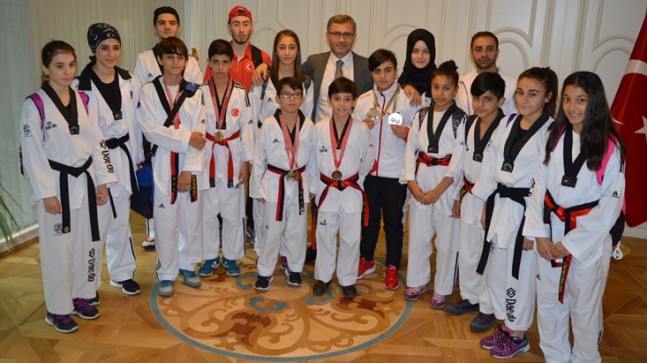 Başkan Türkmen, “Türkiye’nin en başarılı spor kulübüyüz”
