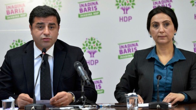 HDP’li İki başkan da tutuklandı