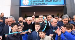 Üsküdar İmam Hatip Ortaokulu, yapılan törenle açıldı