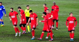 Ümraniyespor, Süper Lig’e çıkmaya kararlı görünüyor