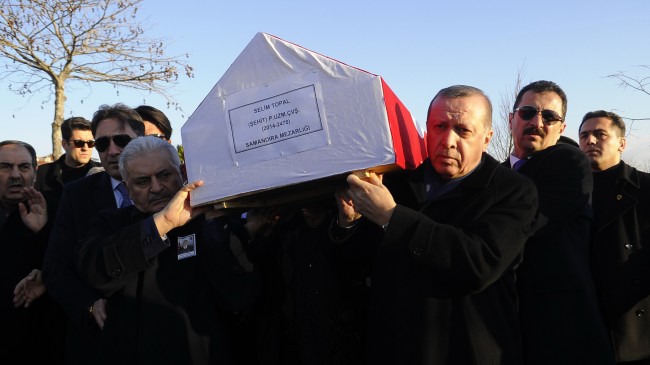 Cumhurbaşkanı Erdoğan ile Başbakan Yıldırım, Şehit Selim Topal’ın cenazesine katıldı
