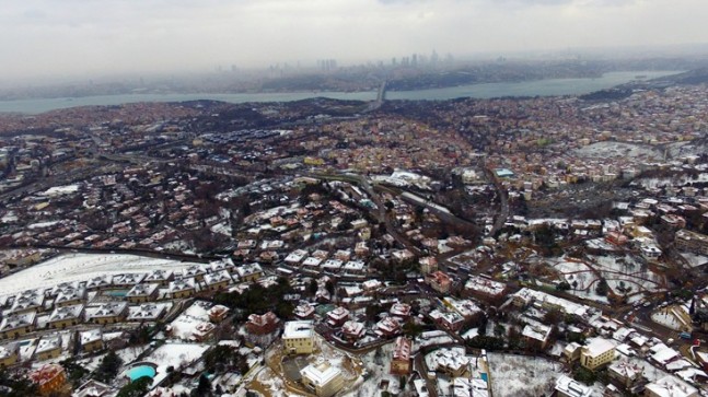İstanbul’un havadan karlı görüntüsü
