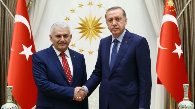 Cumhurbaşkanı Erdoğan ile Başbakan Binali Yıldırım arasında kritik görüşme