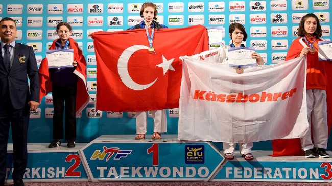 Sancaktepe Belediyespor’un Tekwondocularından 6 madalya
