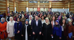 İstanbul’un AK Kadınları Bakan Albayrak’ı ağırladı