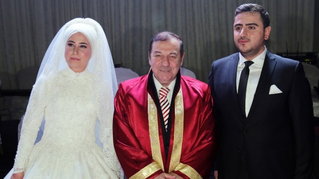 Başkan Kadıoğlu, Dal ile Çolak çiftinin nikahını kıydı