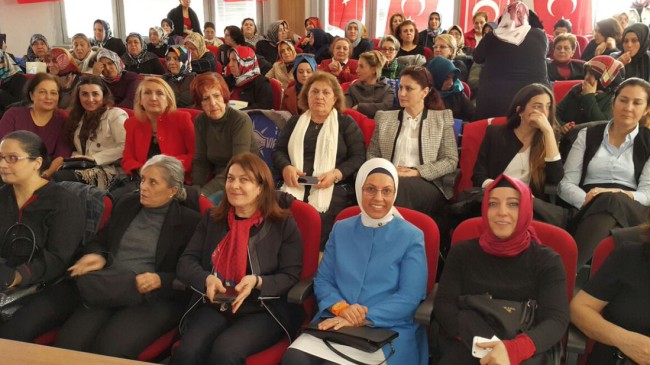 Kadıköy’ün AK Kadınları sandığına sahip çıkıyor