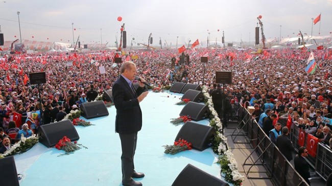 İstanbul FETÖ’nun avukatlığına soyunan CHP yönetimine dersini vermeye hazır mı?