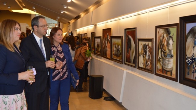 Kadıköy’de profesyonelleri aratmayan resim sergi