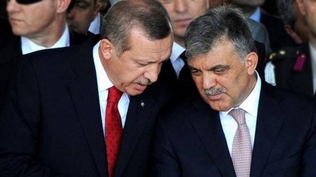 Cumhurbaşkanı Erdoğan, Gül’ü arayarak başsağlığı diledi