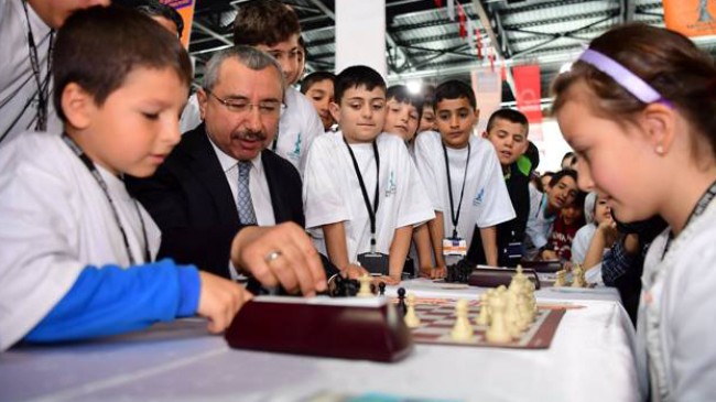 Gelişimin Merkezi Sancaktepe’de Satranç Turnuvası heyecanı