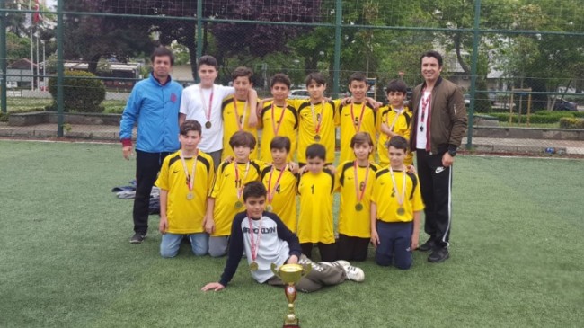 Kadıköy’ün Şampiyonu İlhami Ertem Ortaokulu